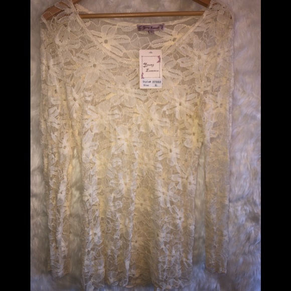 NWT Young Essence Lace Top - Picture 2 of 5